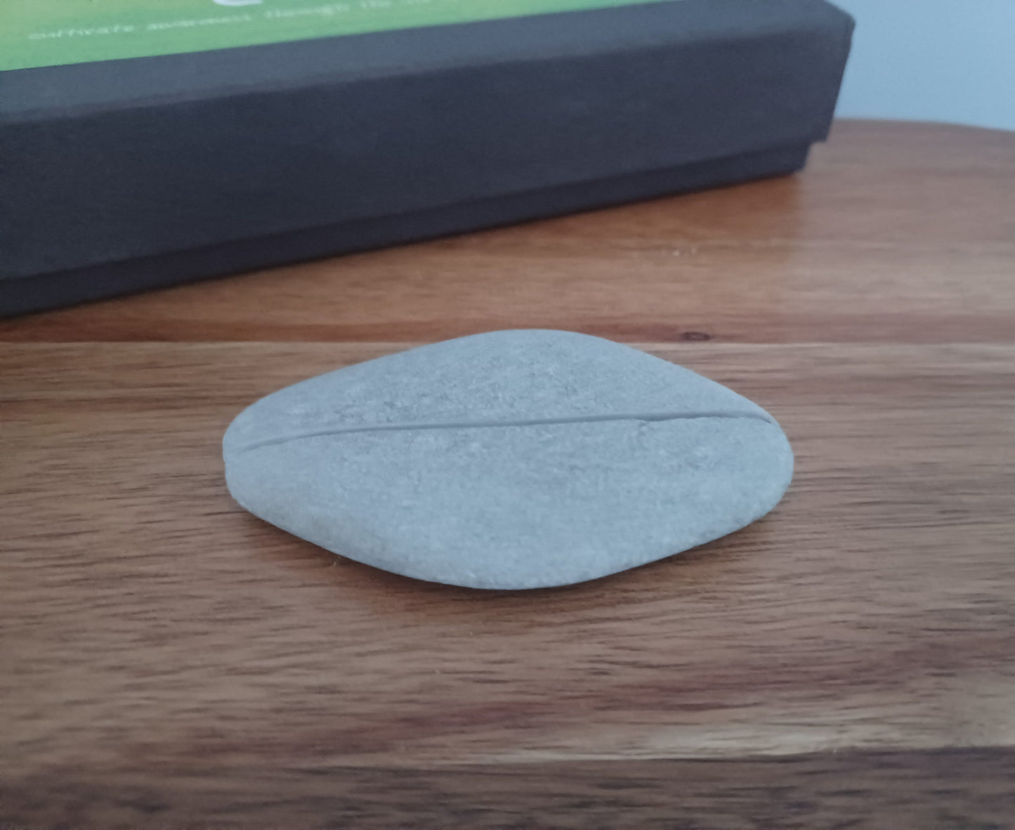 grooved stone, river/stone studio, mindfulness, gift set, oracle cards, reflection cards, meditation cards