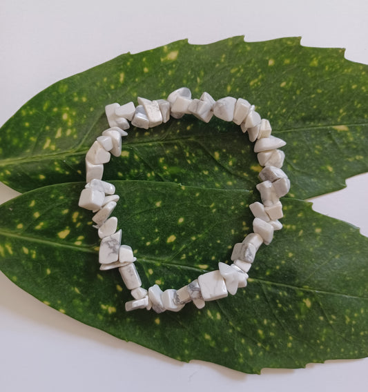 howlite gemstone bracelet