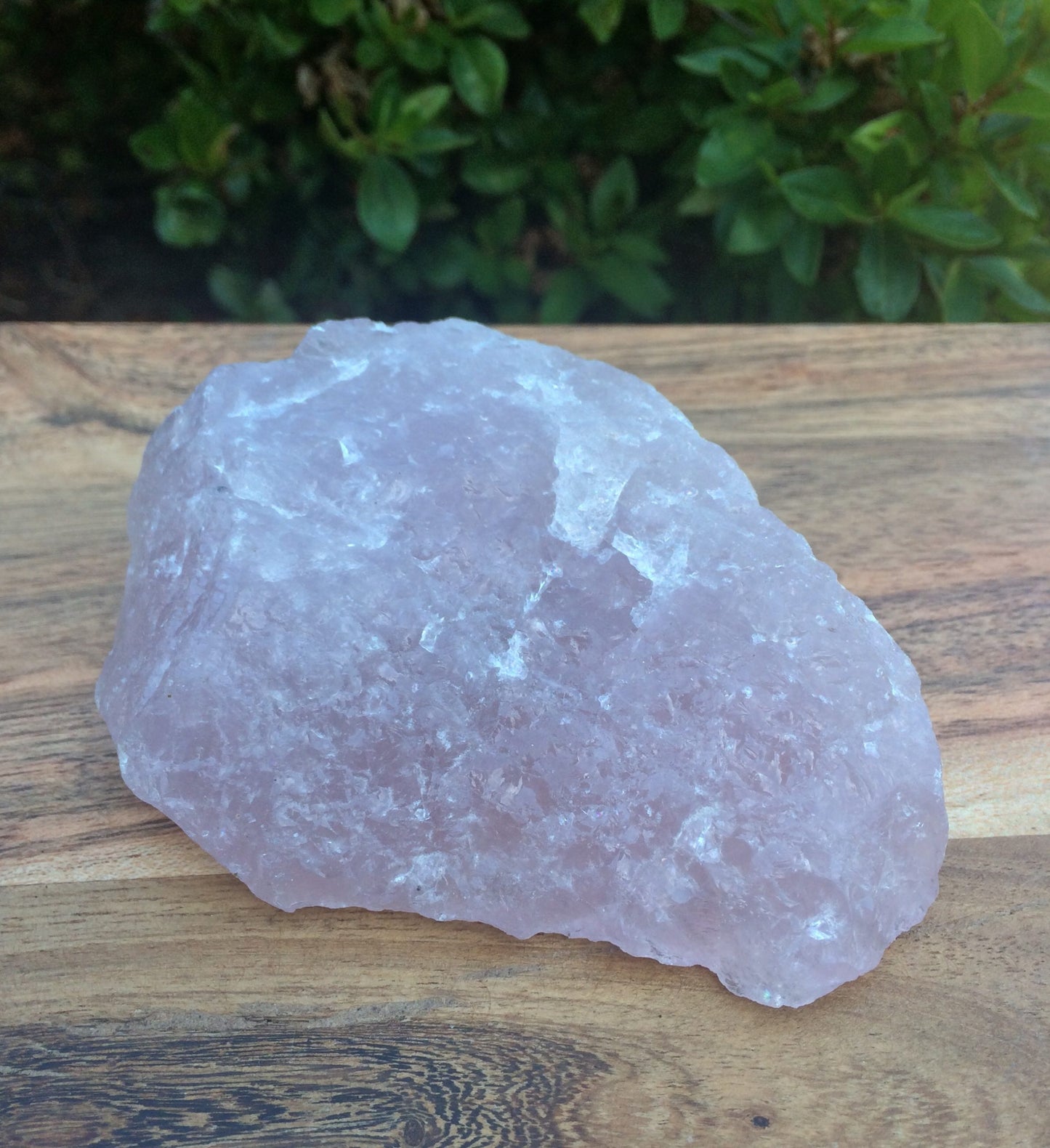 rose quartz gemstone